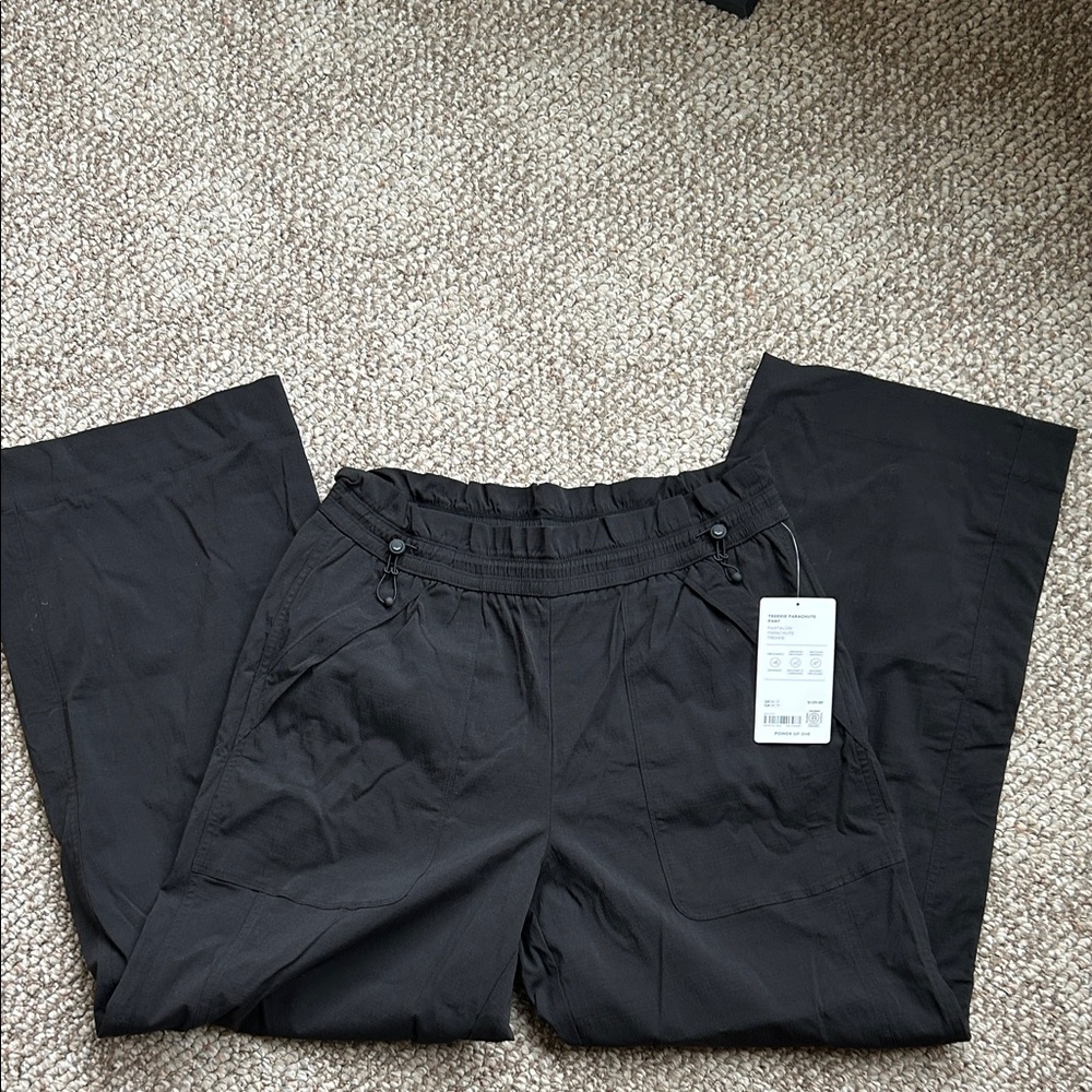 NWT Athleta Trekkie Parachute Black pants - Picture 3 of 7